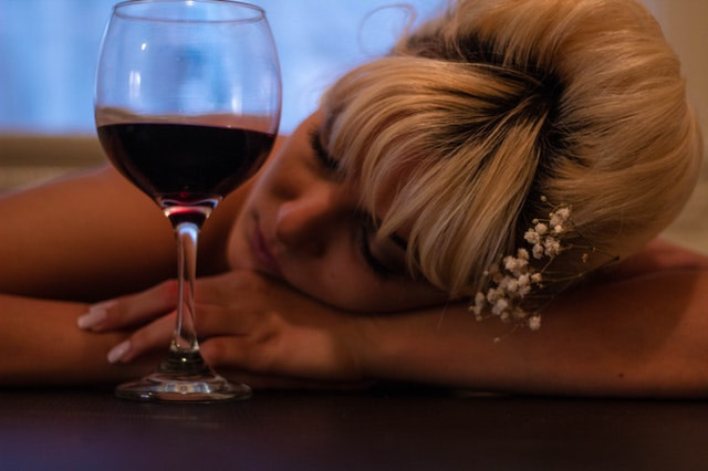 How to Sleep Better After Drinking Alcohol